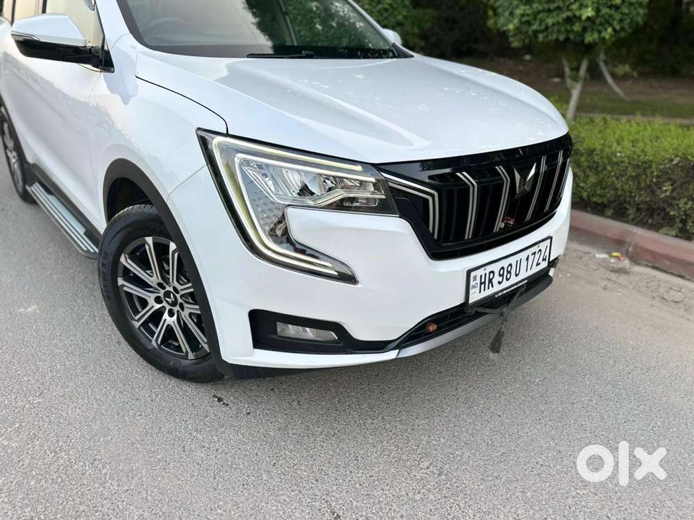 Mahindra Xuv700 2.0 Ax 7 Petrol At Str, 2025, Petrol