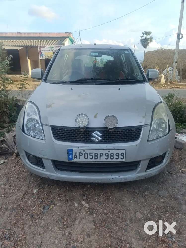 Maruti Suzuki Swift 2010 Diesel 144000 Km Driven