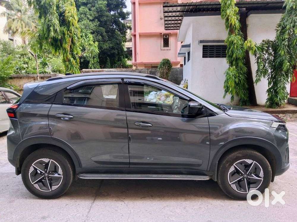 Tata Nexon Creative Plus S 1.2 Revotron Petrol 6 Amt, 2025, Petrol