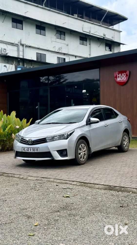 Toyota Corolla Altis 2015 December