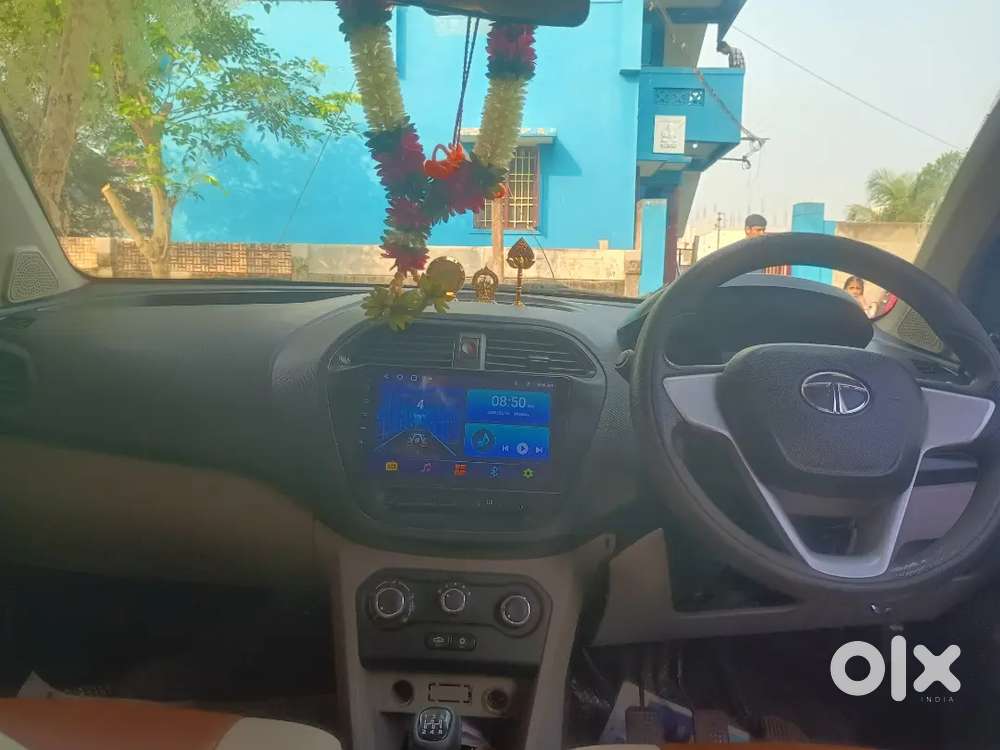 Tata Tiago 09/2016 Petrol