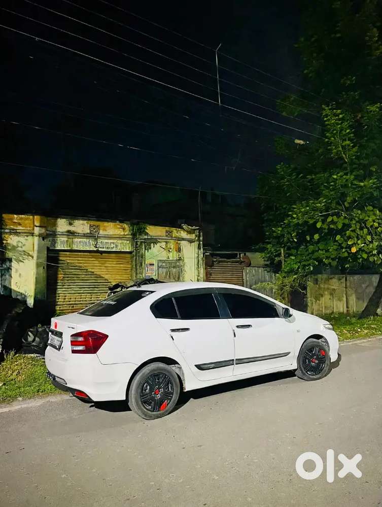 Honda City Petrol Manual 2012 Variant