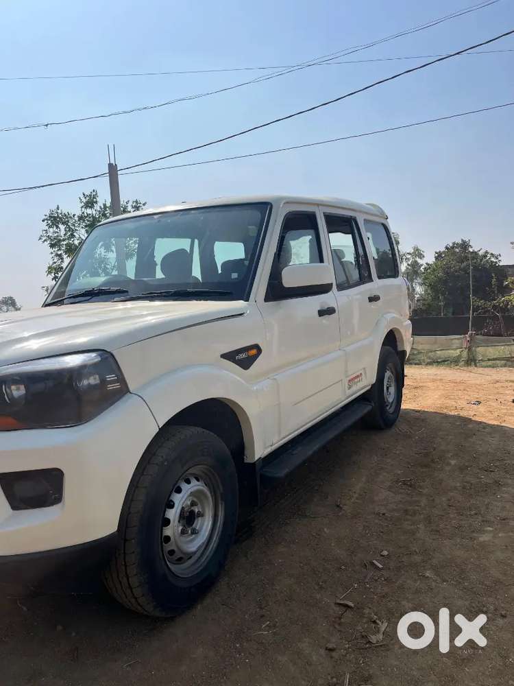 Mahindra Scorpio 2016 Diesel 165000 Km Driven