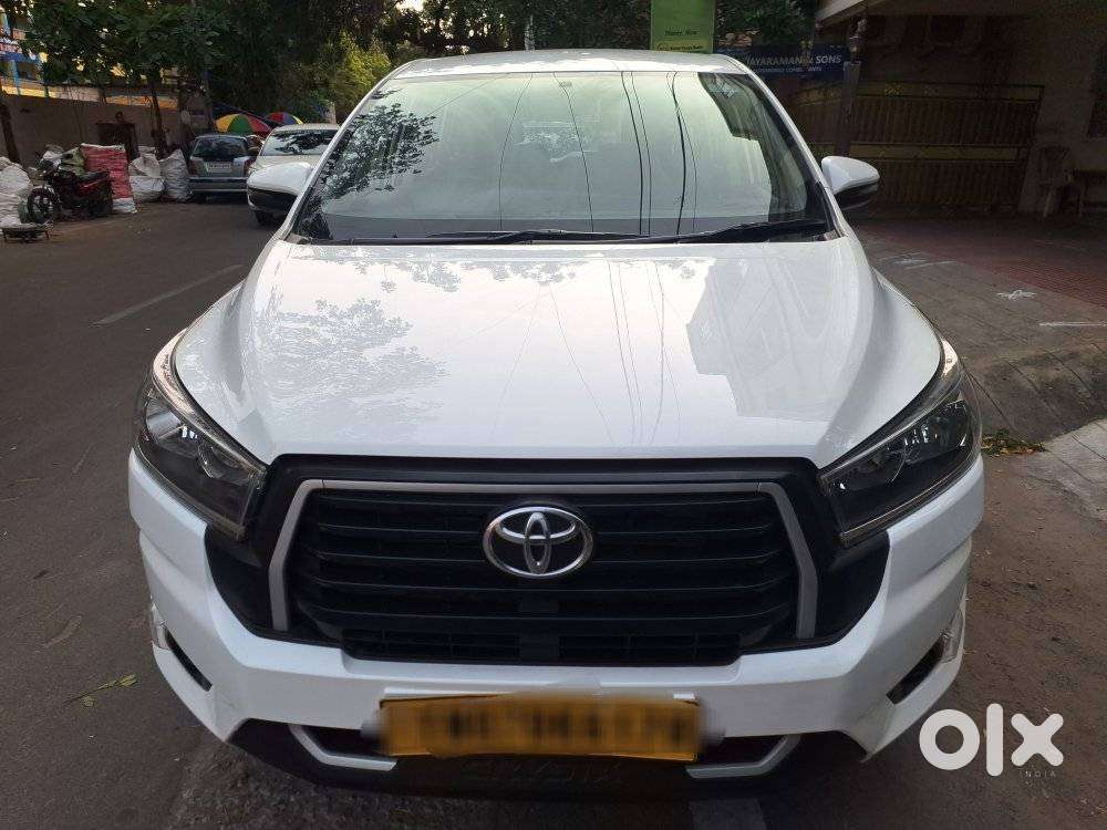 Toyota Innova Crysta 2.4 G Mt, 2025, Diesel