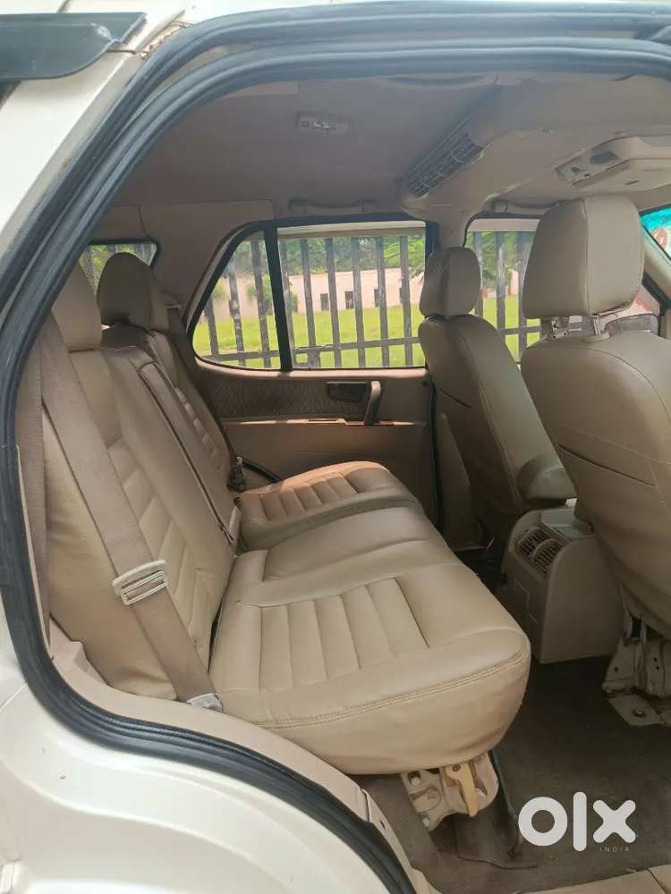 Tata Safari 2.2 Dicor 2010