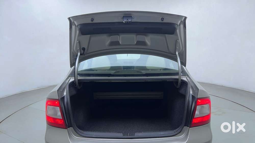 Skoda Rapid 1.6 Ambition Plus Mpi, 2014, Petrol