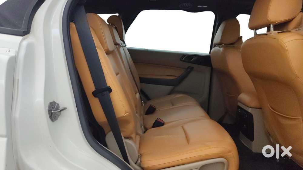 Ford Endeavour 3.2 Titanium 4x4 At, 2016, Diesel