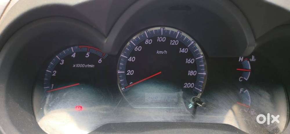 Toyota Fortuner 4x2 Manual, 2014, Diesel