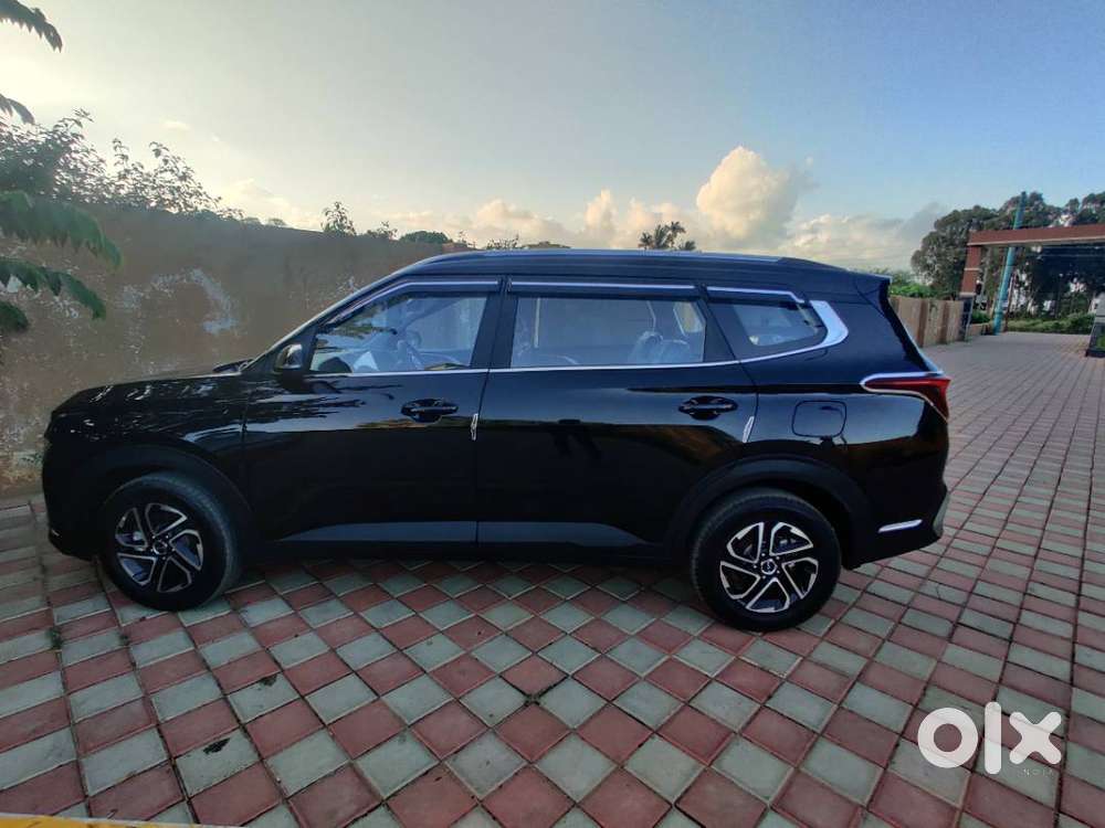 Kia Carens Aurora Black Pearl , Prestige Plus Turbo 7 Str