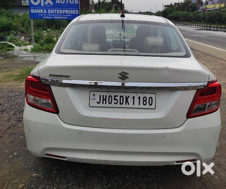 Maruti Suzuki Dzire 1.2 Vxi, 2023, Petrol