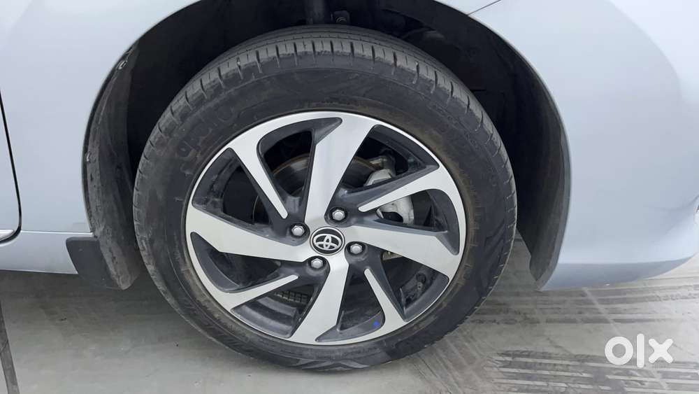 Toyota Glanza 1.2 V, 2023, Petrol