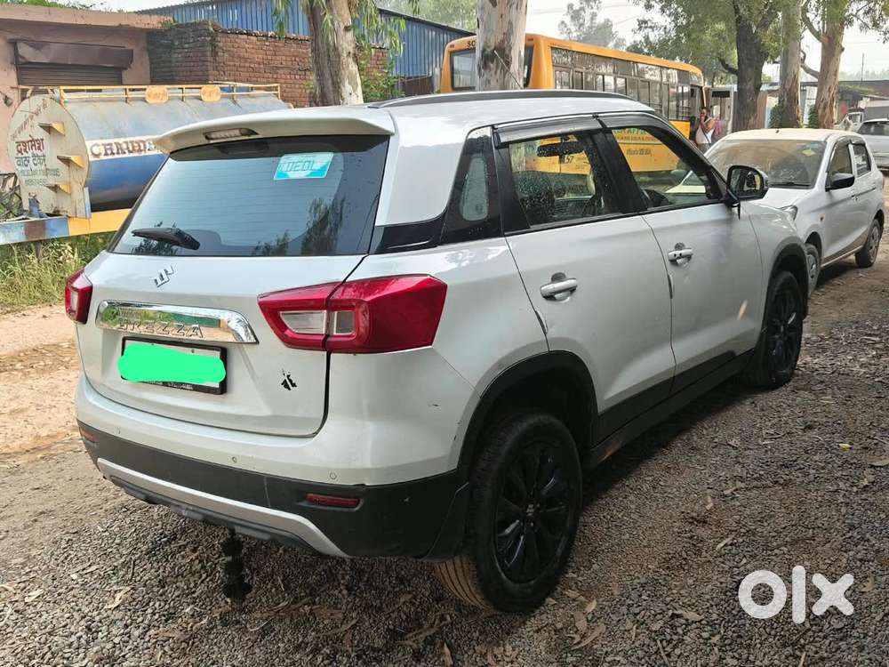 Maruti Suzuki Brezza 1.5 Zxi Smart Hybrid, 2021, Petrol