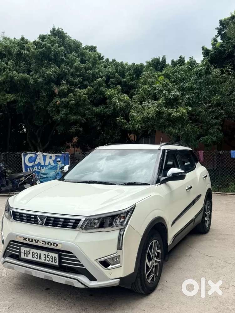 Mahindra Xuv300 W8 Option, 2023, Petrol