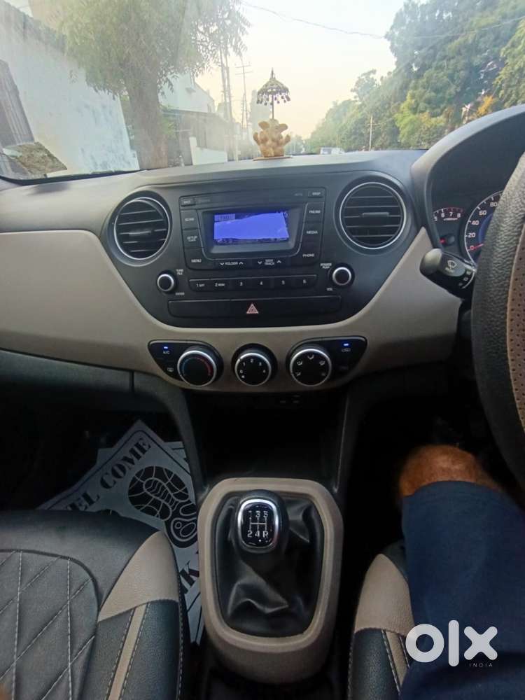 Hyundai Grand I10 Sportz, 2016, Petrol