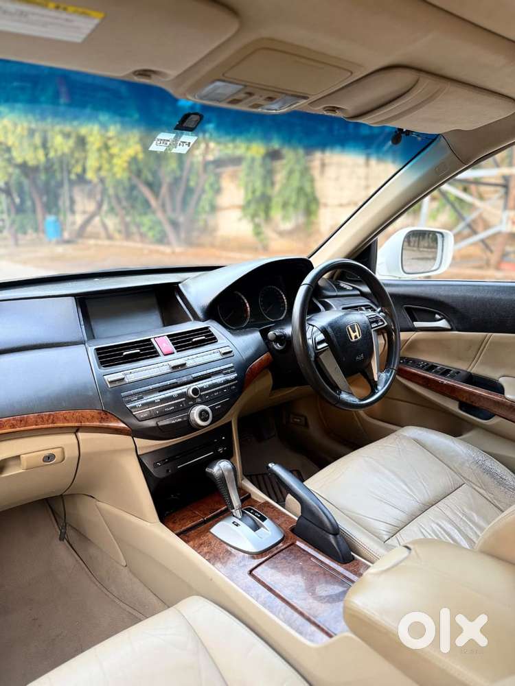 Honda Accord 2.4 Elegance Automatic, 2012, Petrol