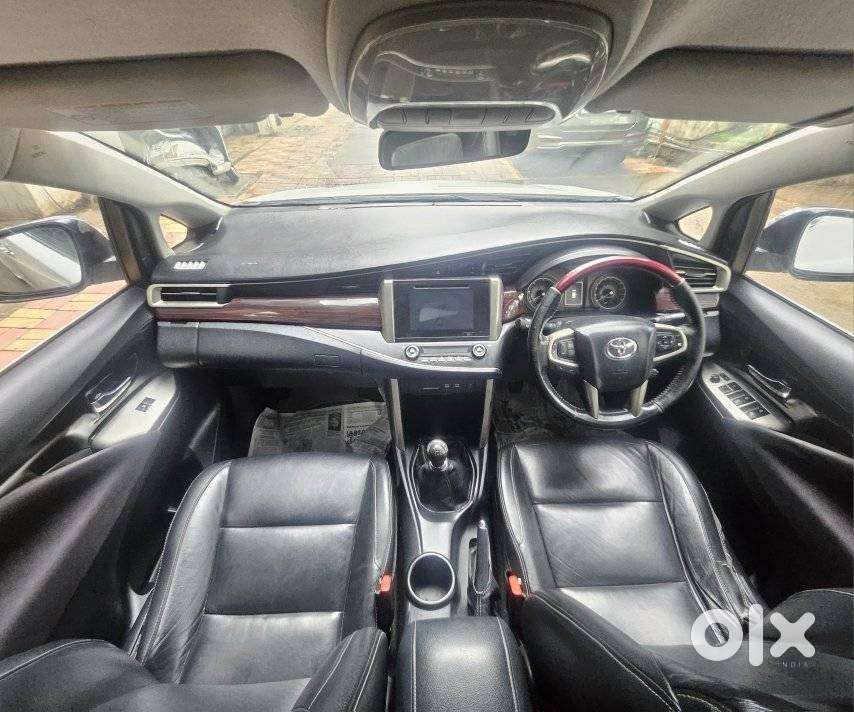 Toyota Innova Crysta 2.4 Z 7 Str, 2016, Diesel