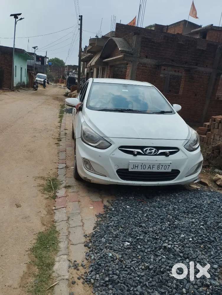 Hyundai Verna 2012 Diesel 900000 Km Driven