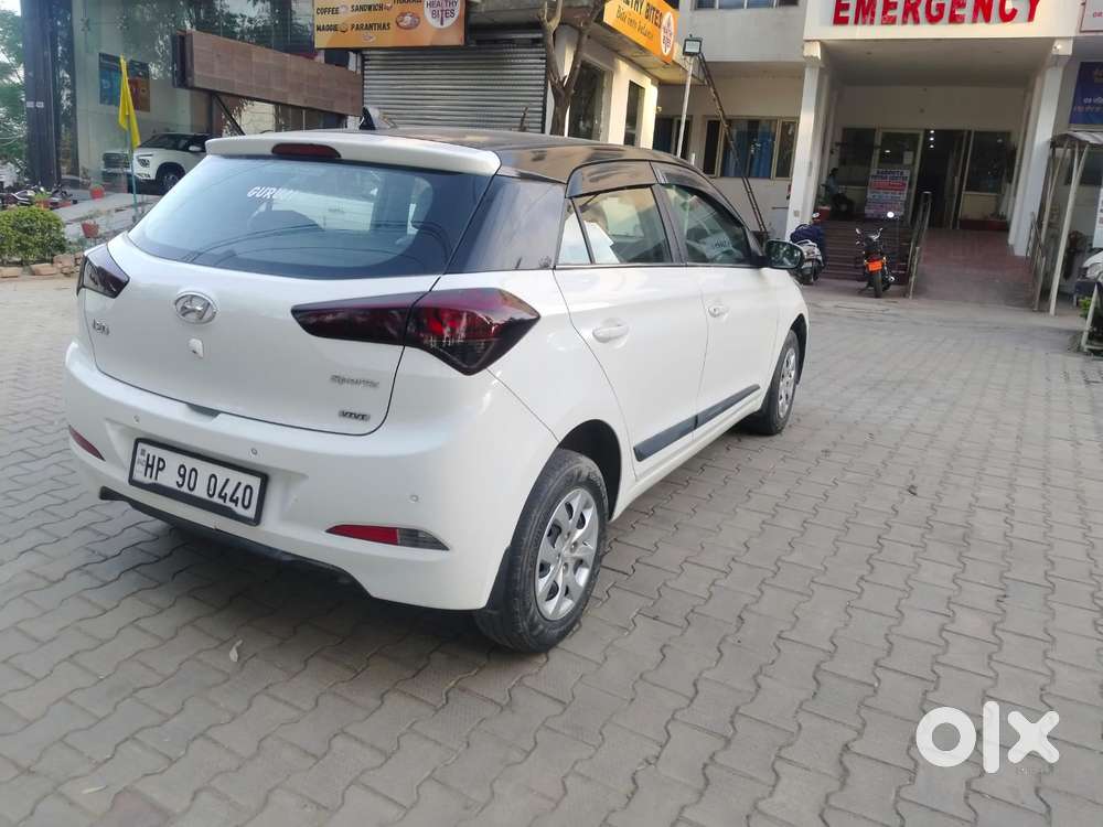 Hyundai I20 Sportz 1.2 Bs-iv, 2017, Petrol