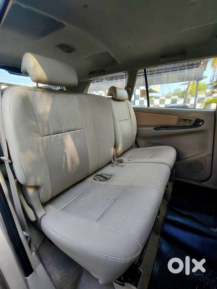 Toyota Innova 2004-2011 2.5 G (diesel) 8 Seater Bs Iv, 2009, Diesel