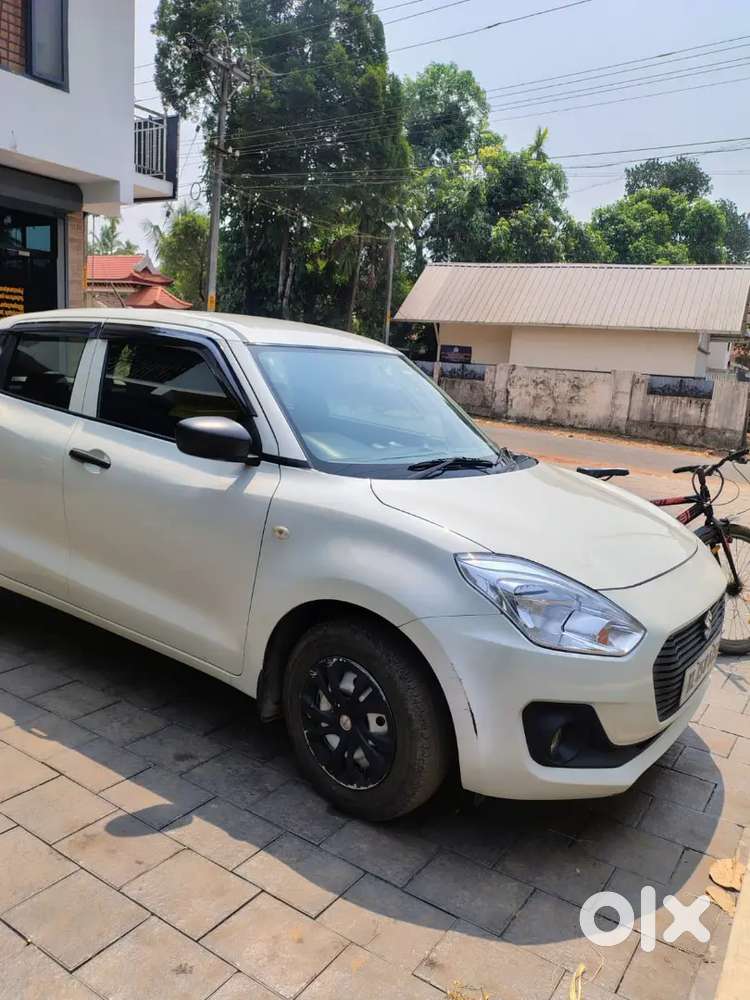 Maruti Suzuki Swift 2021 Lxi