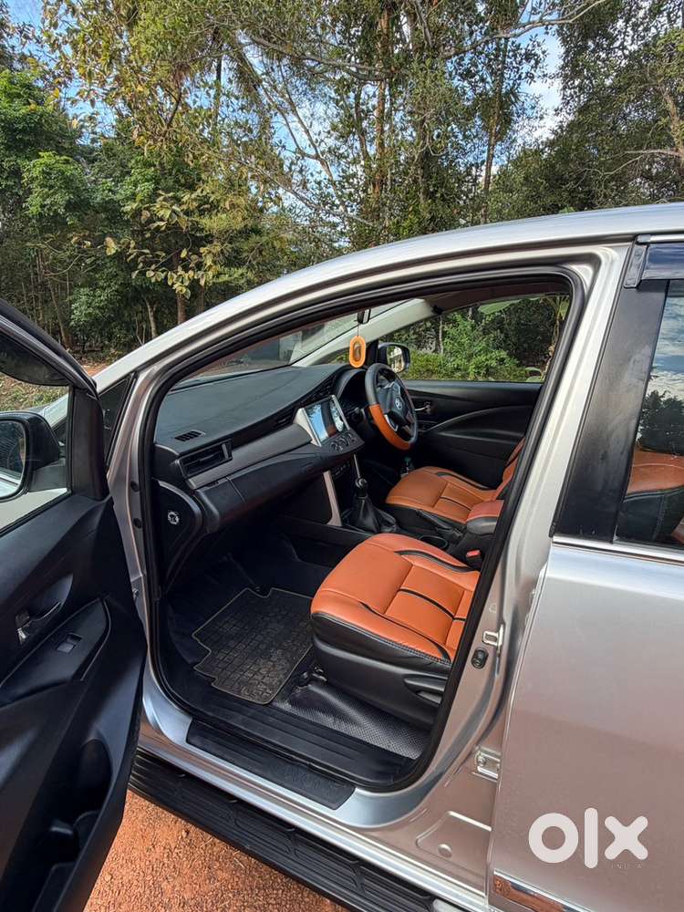 Toyota Innova Crysta 2018 Diesel Well Maintained