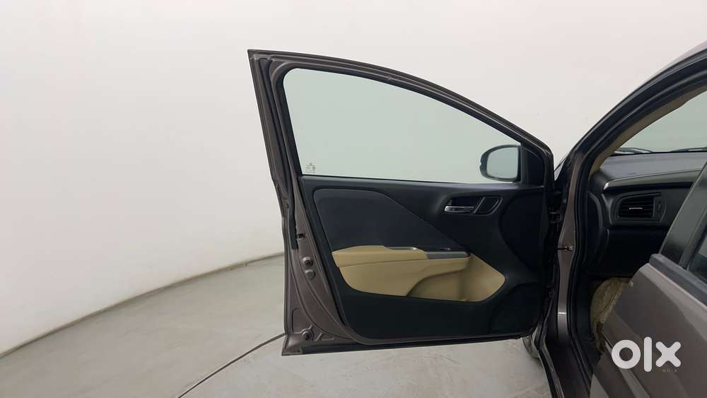 Honda City I-vtec S, 2015, Petrol