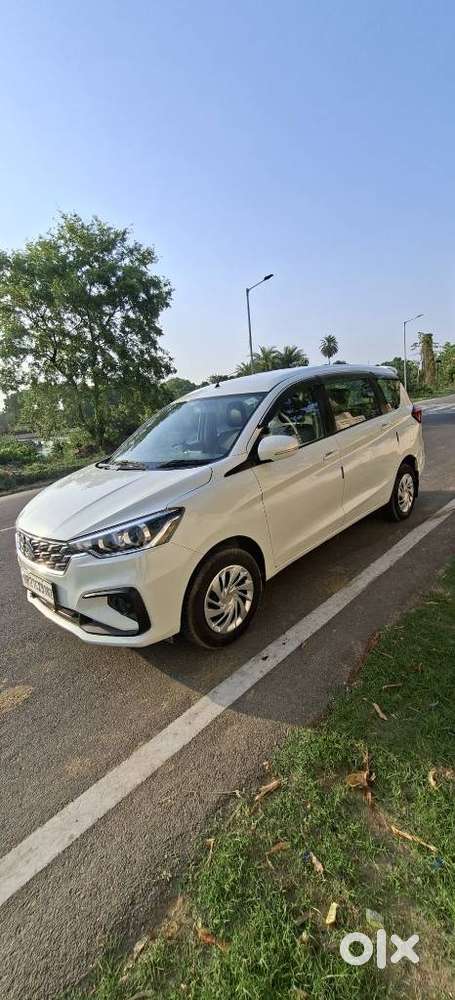 Maruti Suzuki Ertiga 1.4 Vxi Cng Anniversary Edition, 2023, Cng & Hy..