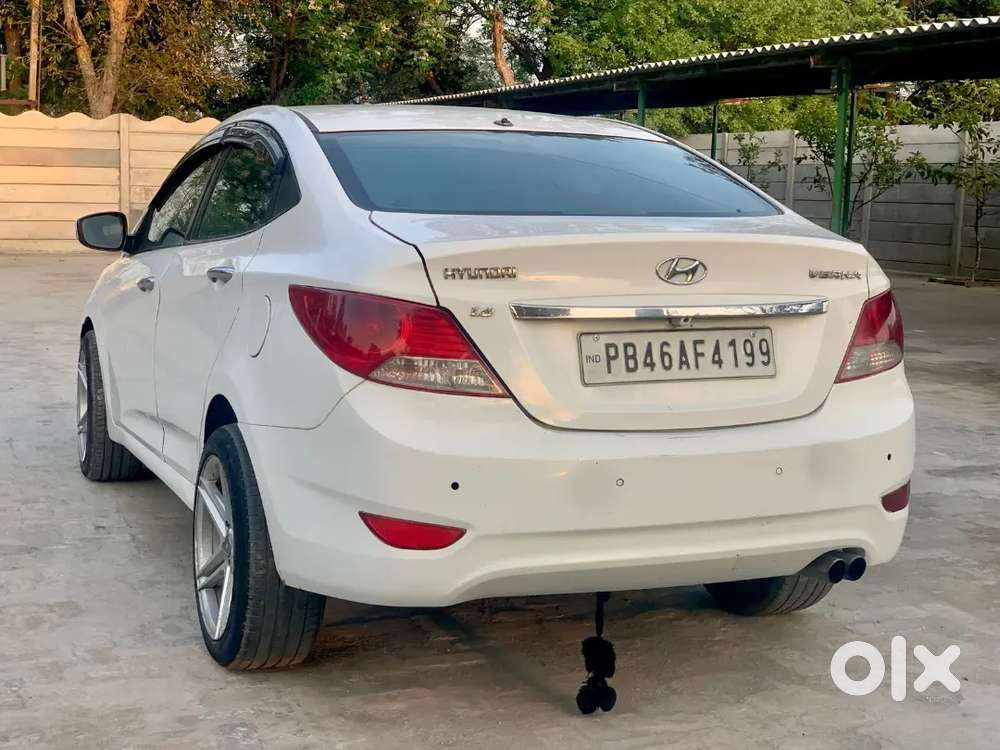 Hyundai Fluidic Verna 2013