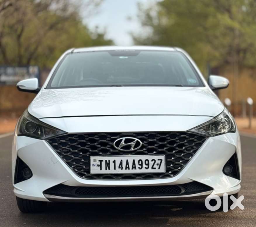 Hyundai Verna Sx (o) 1.5 Vtvt Ivt [2023 - 2026], 2022, Petrol