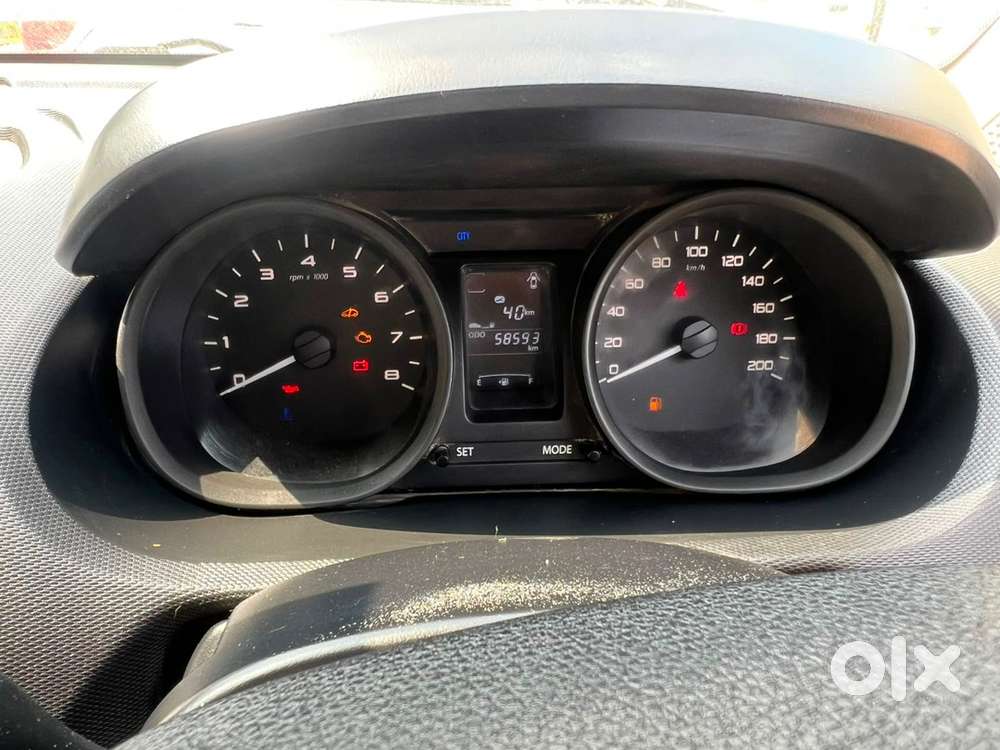 Tata Tiago Petrol 2017 Year