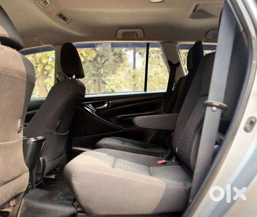 Toyota Innova Crysta [2020-ongoing] 2.4 Gx At 7 Str, 2019, Petrol