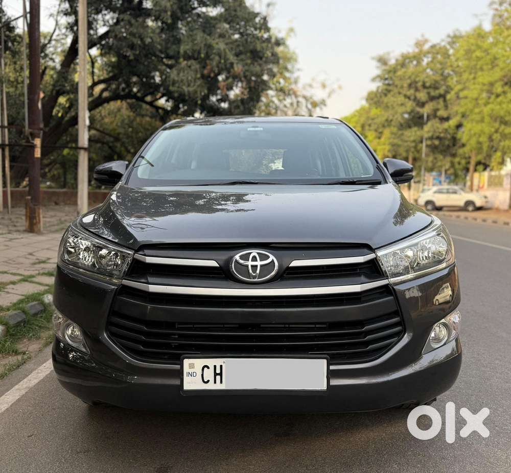 Toyota Innova Crysta 2.7 Gx At 8s, 2019, Diesel