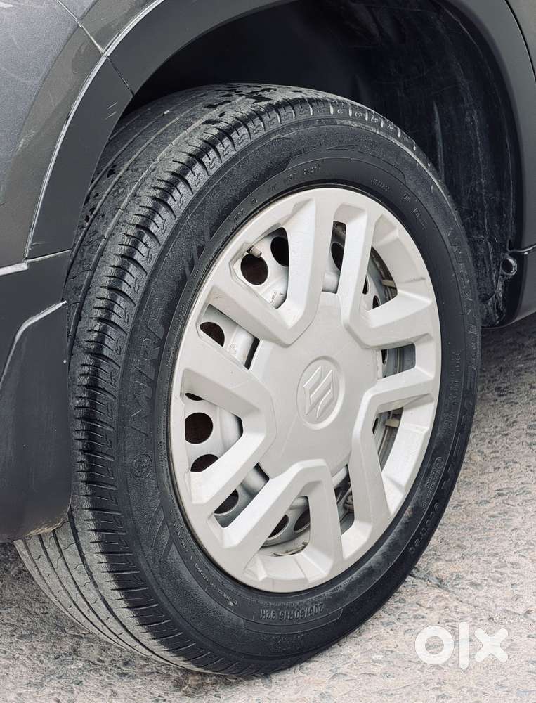 Maruti Suzuki Brezza 1.5 Lxi Smart Hybrid, 2021, Petrol