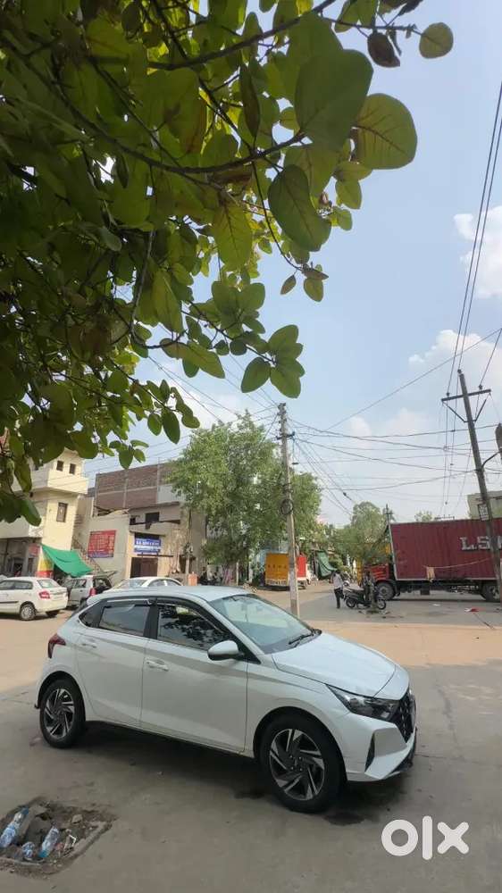 Hyundai New I20 2022 Diesel 40000km Driven All Company Record