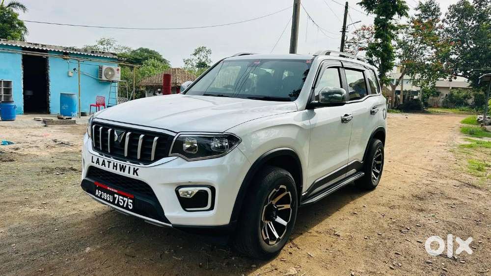Mahindra Scorpio-n 2.2 Z6 Diesel Mt 7 Str, 2023, Diesel