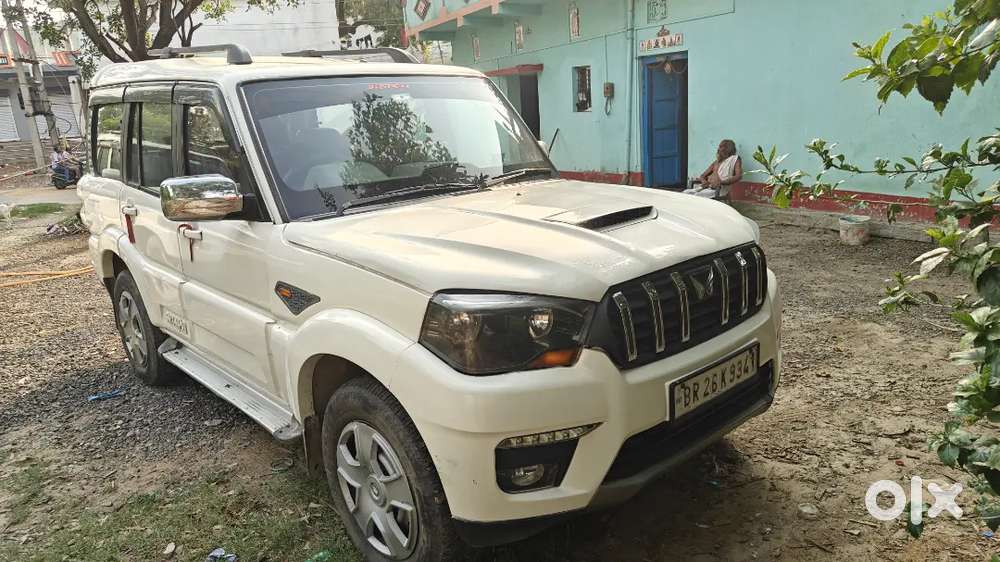 Mahindra Scorpio 2017 Diesel Automatic Year