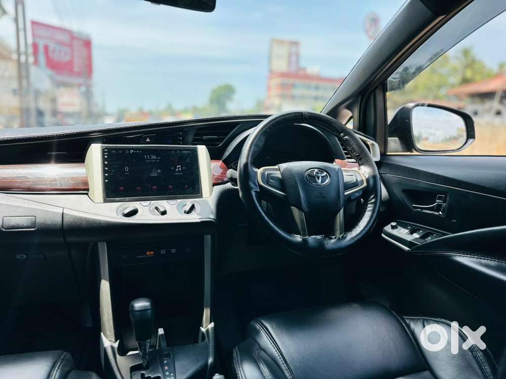 Toyota Innova Crysta 2.8 Gx At, 2016, Diesel