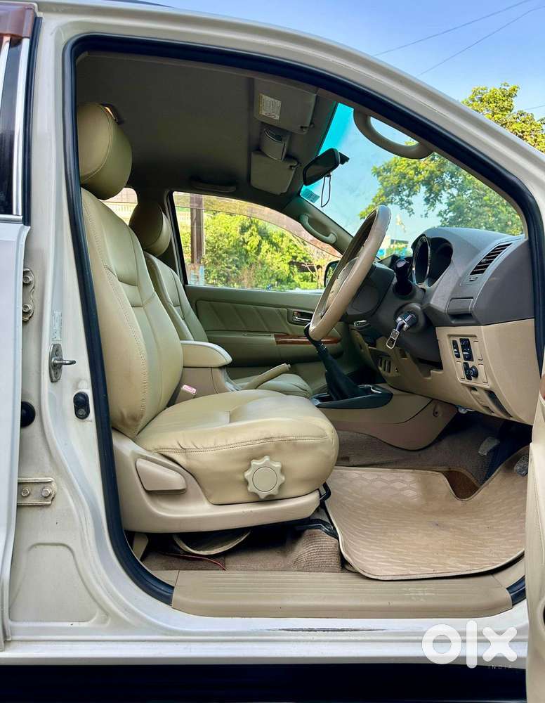 Toyota Fortuner 3.0 4x4 Manual, 2010, Diesel