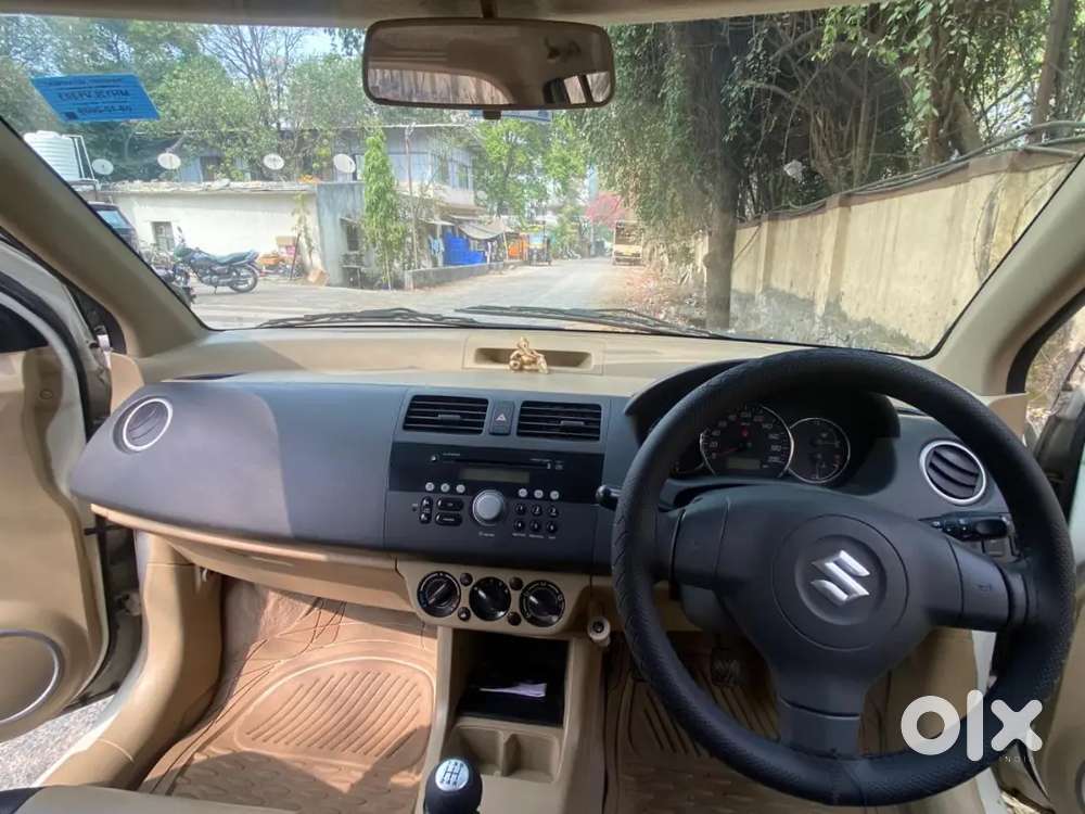Maruti Suzuki Swift 2009 Petrol 100000 Km Driven