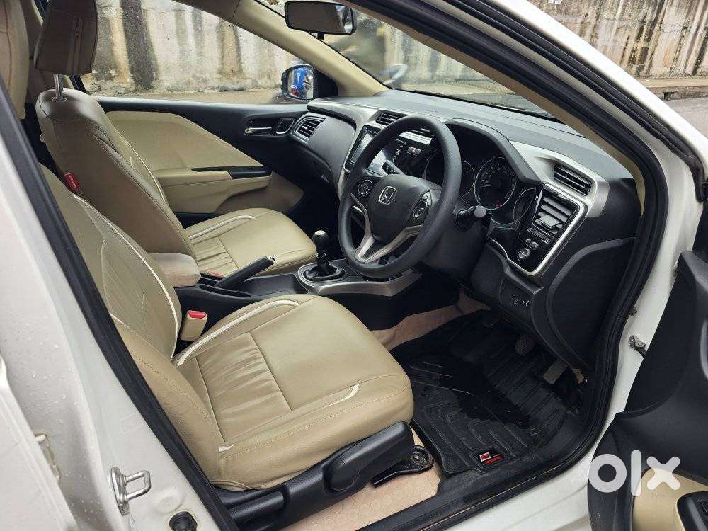 Honda City I-vtec V, 2018, Petrol