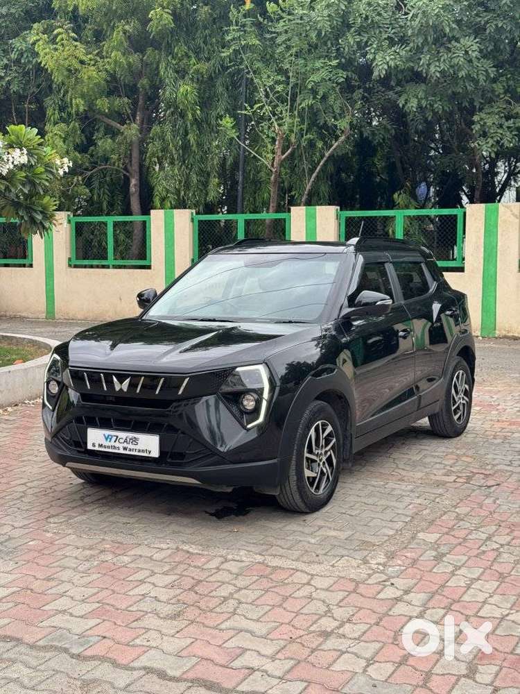 Mahindra Xuv 3xo Ax5 Ds Mt, 2025, Diesel