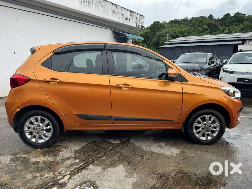 Tata Tiago 1.2 Revotron Xza, 2018, Petrol