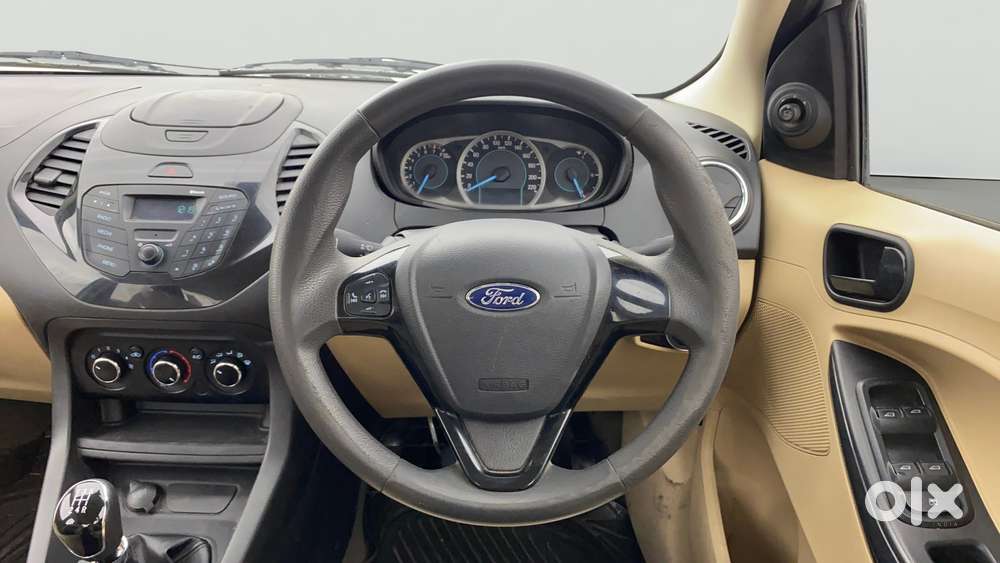 Ford Figo Aspire Trend, 2015, Petrol