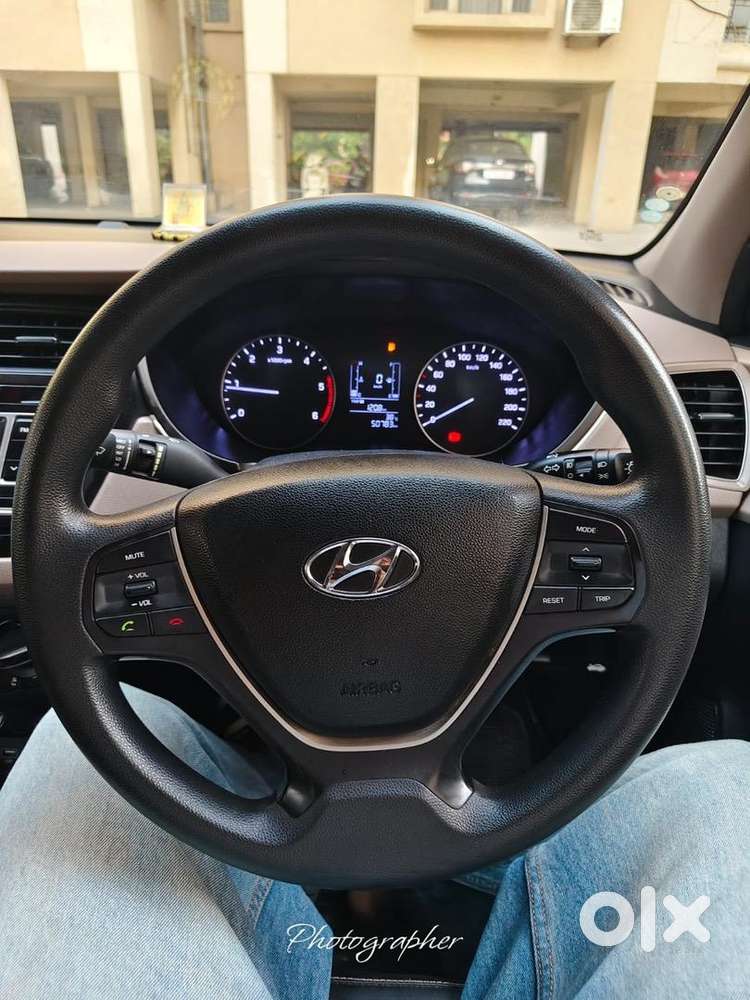 I20 Sportz + 2018 Model 1st Owner 50000 Km With Service Record