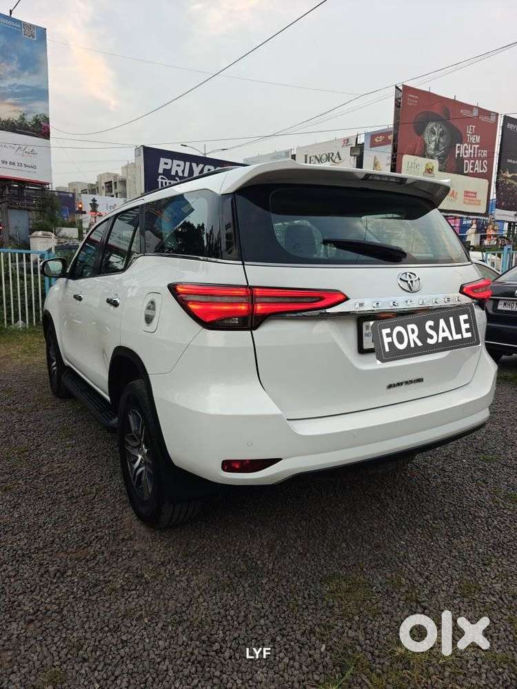 Toyota Fortuner [2021-ongoing] 2.7 2wd Petrol At, 2022, Petrol
