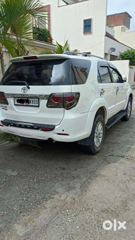 Toyota Fortuner 2014