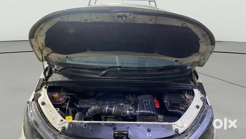 Mahindra Marazzo M6 8str, 2018, Diesel