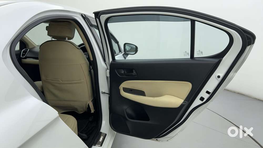 Honda City I-vtec Cvt V, 2022, Petrol