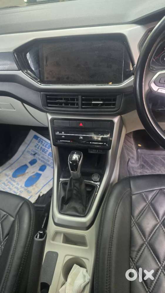 Volkswagen Taigun 1.0 Tsi Highline At, 2022, Petrol