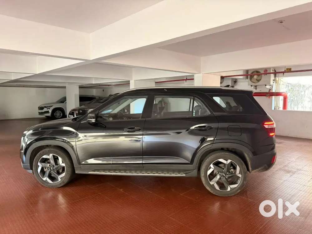Hyundai Alcazar 2023
Signature 1.5 Diesel At 6str  2023